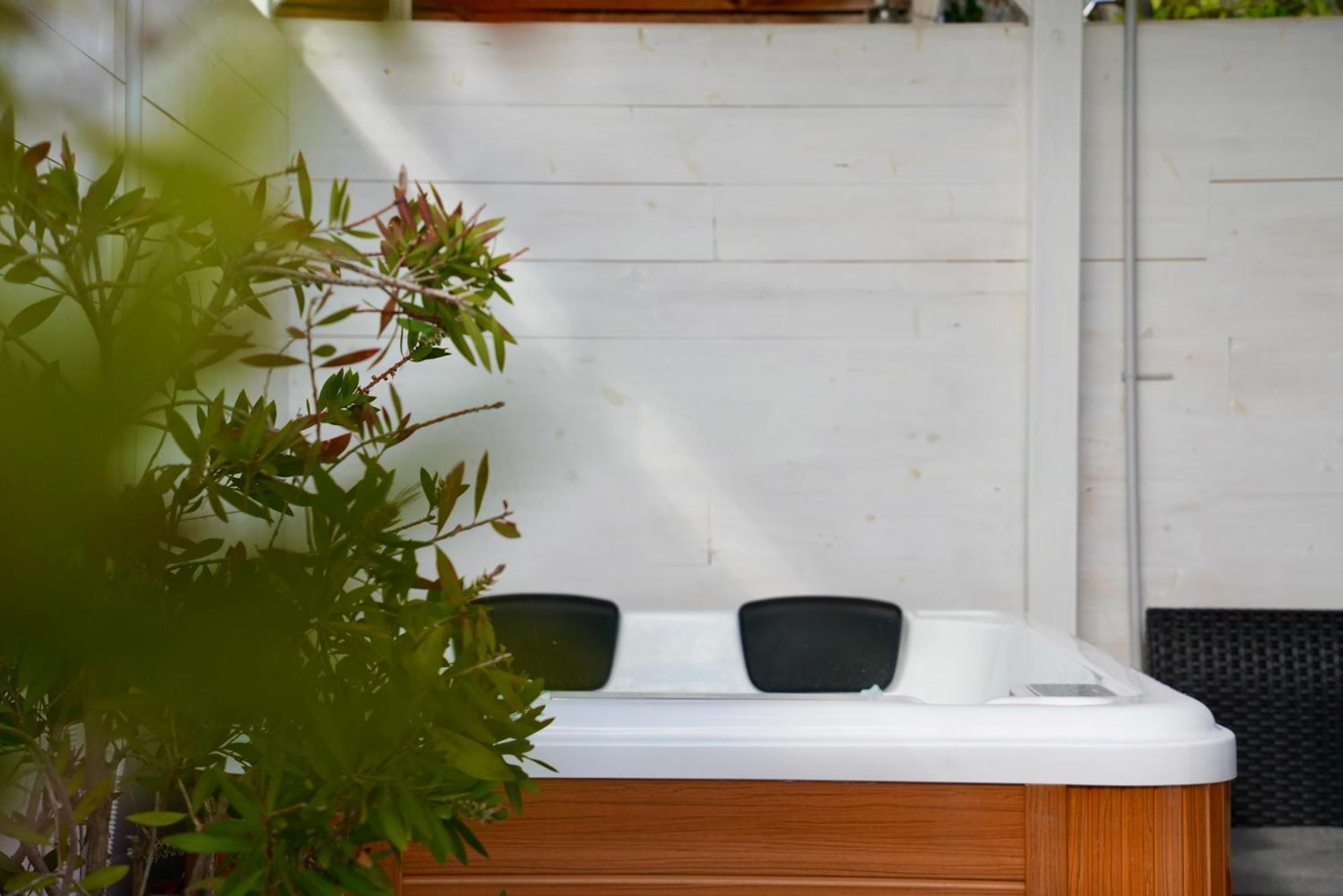 Starsbox Jacuzzi Privata E Piscina Vista Mare Hotel Celle Ligure Exterior foto